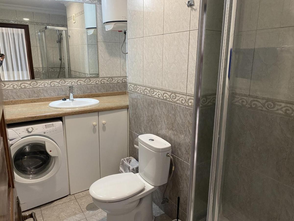 Victoria Court Apartment 13A2 อาโรนา ภายนอก รูปภาพ